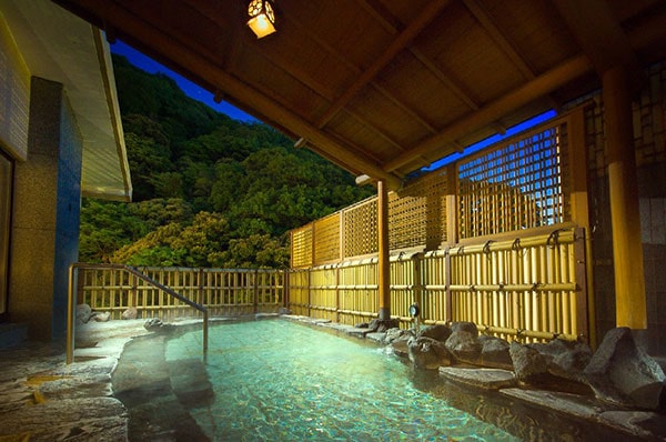 箱根PAX吉野溫泉旅館 桂湯 露天溫泉大浴池例