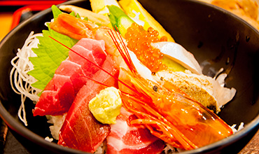 鮪魚丼