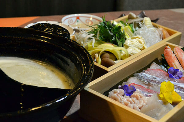 月之宿 紗羅溫泉旅館 晩餐「海鮮涮鍋」例