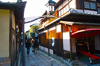 石屏小路