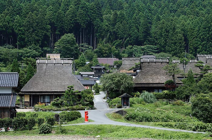 美山茅草屋之里