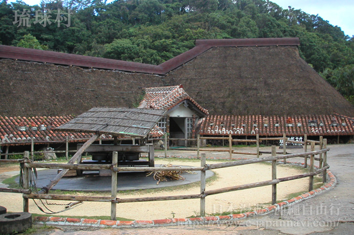 琉球村內的古民居與蔗糖生產工具