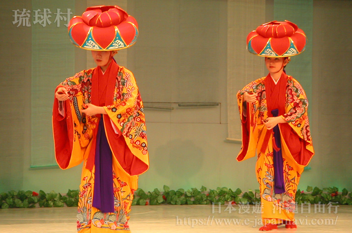 琉球村內的琉球舞蹈表演秀