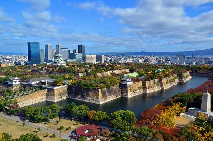 櫻花與梅花的名勝景地　大阪城公園