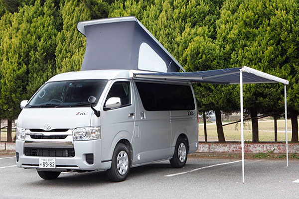 TOYOTA HIACE ZELT