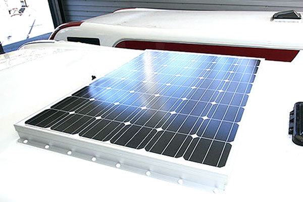 車頂太陽能電池板